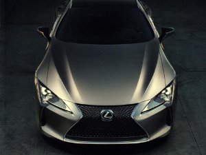 LEXUS